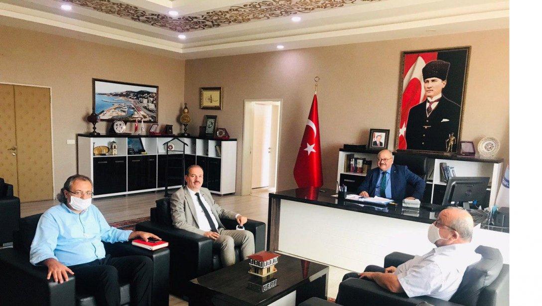 İl Milli Eğitim Müdürü Sayın Ali Tosun'un Kozlu Kaymakamı Sayın Hüseyin Ergi ve Kozlu Belediye Başkanı Ali BEKTAŞ'ı ziyareti