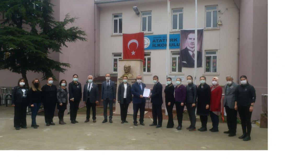 Kozlu Atatürk İlkokuluna OKULUM TEMİZ BELGESİ verildi.
